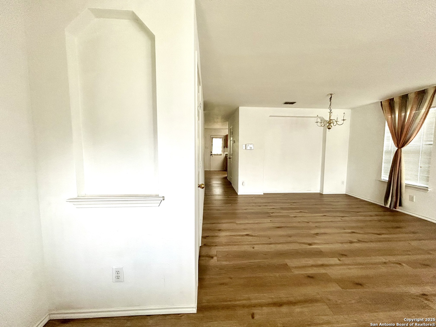 11023 Falling Water San Antonio TX 78249