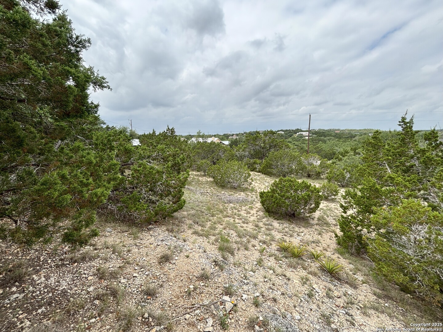 1040 Pinon Fischer TX 78623
