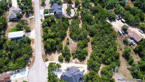 1040 Pinon Fischer TX 78623
