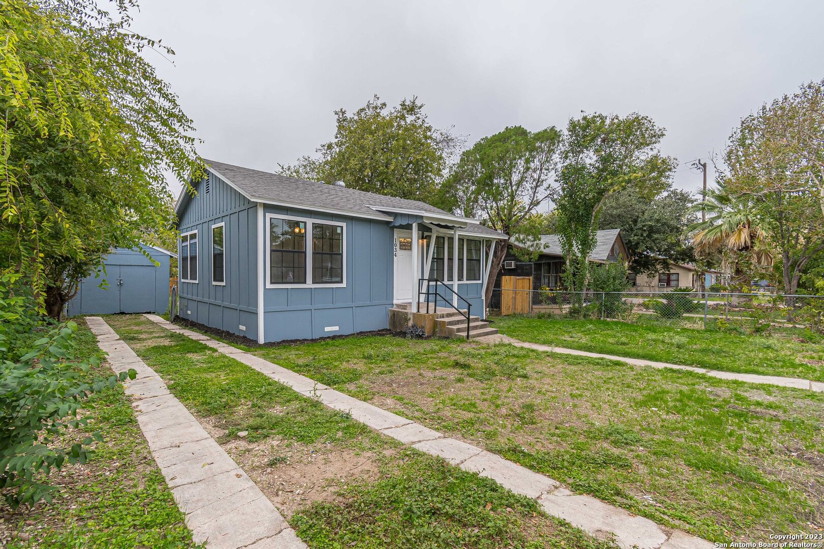 1034 W Wildwood Drive San Antonio TX 78201