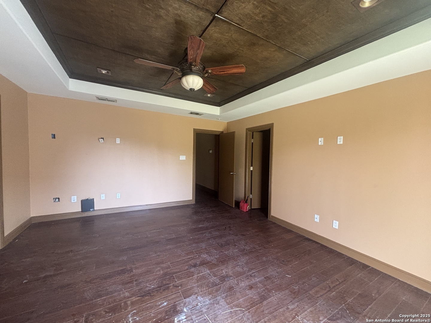 108 Palencia Laredo TX 78046