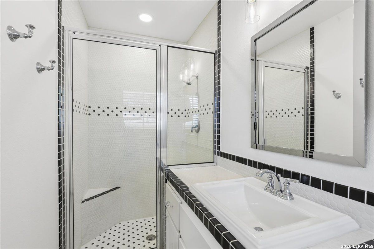155 Hillview Drive San Antonio TX 78209