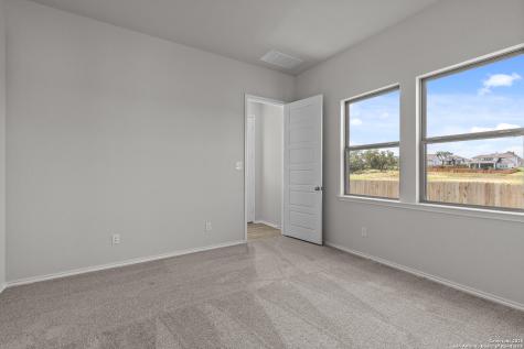 283 W Ainslie Street Castroville TX 78009