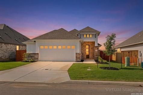 283 W Ainslie Street Castroville TX 78009