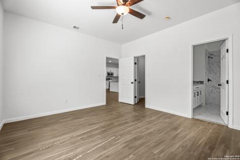 1080 Greenhill Drive Canyon Lake TX 78133