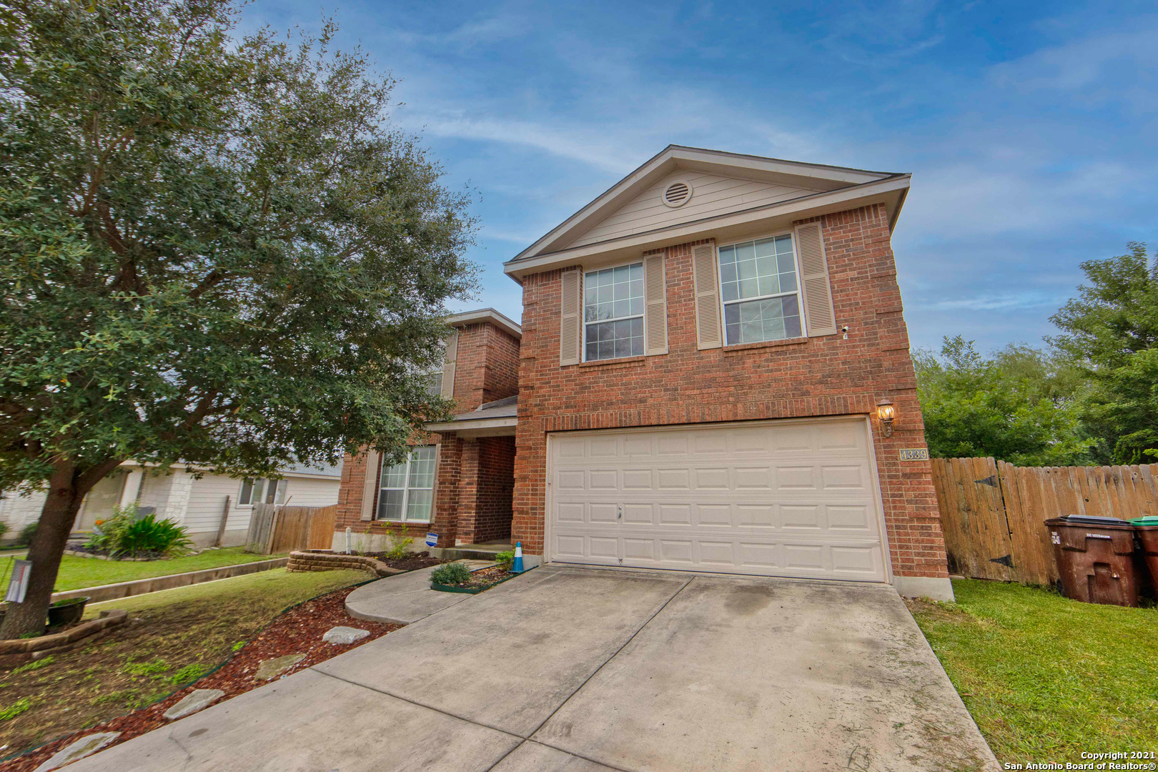 4339 Somerville Bay San Antonio TX 78244