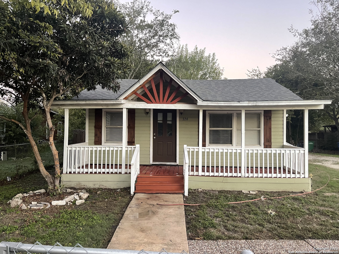 726 SW 37th Street San Antonio TX 78237