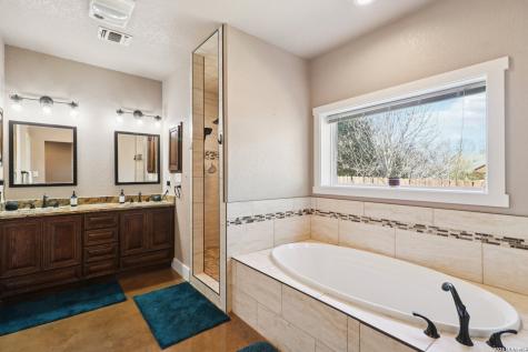 418 Tailwind Seguin TX 78155
