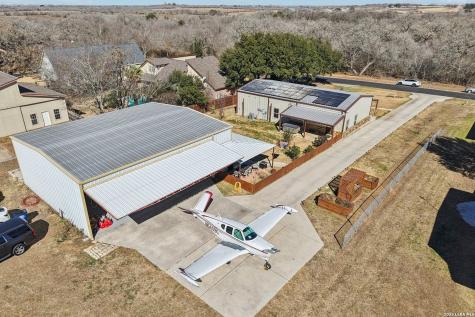 418 Tailwind Seguin TX 78155