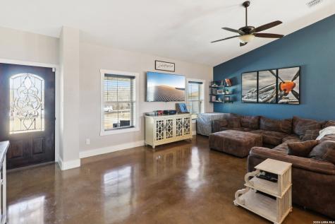 418 Tailwind Seguin TX 78155