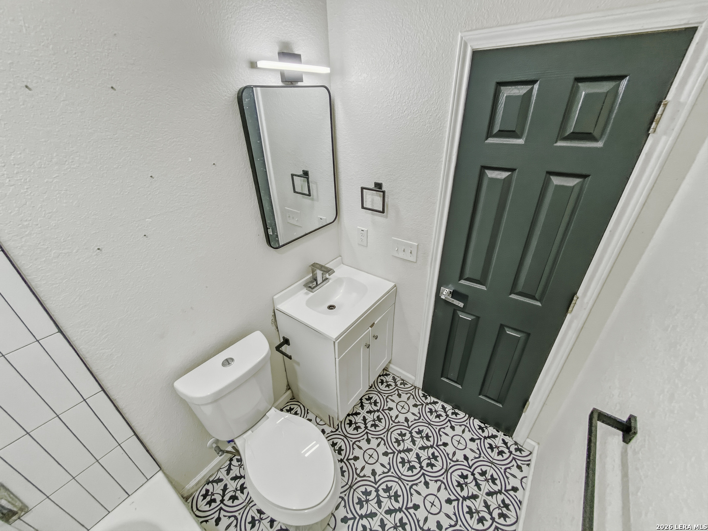 338 SW 42nd San Antonio TX 78237