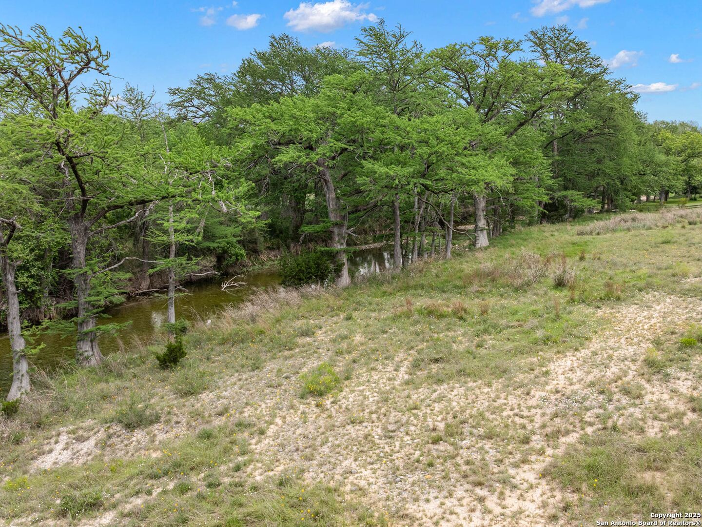 497 Cypress Falls Utopia TX 78884