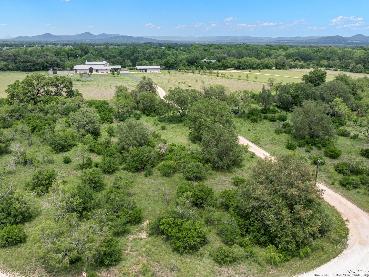 497 Cypress Falls Utopia TX 78884