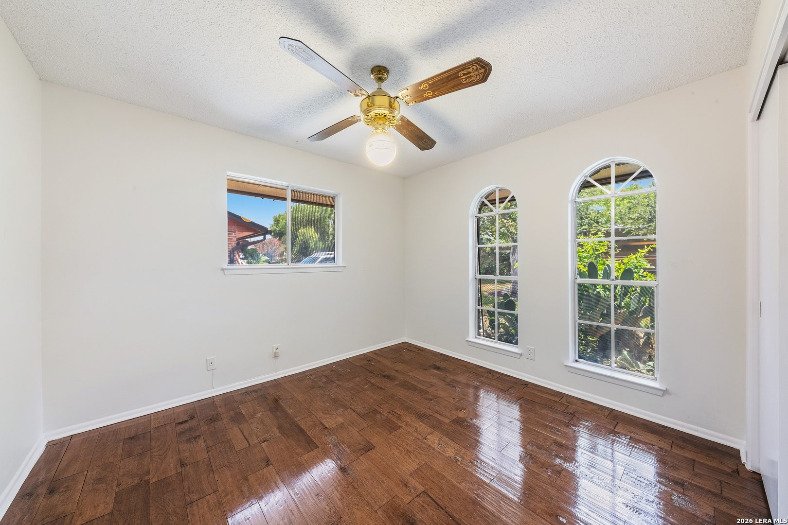 120 Lincoln Schertz TX 78154