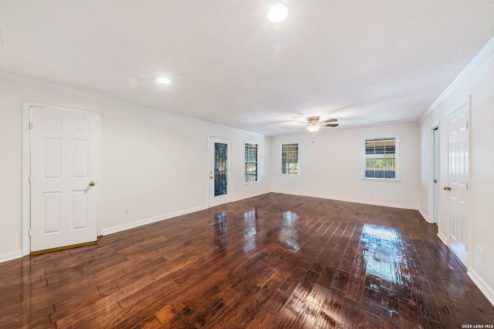 120 Lincoln Schertz TX 78154