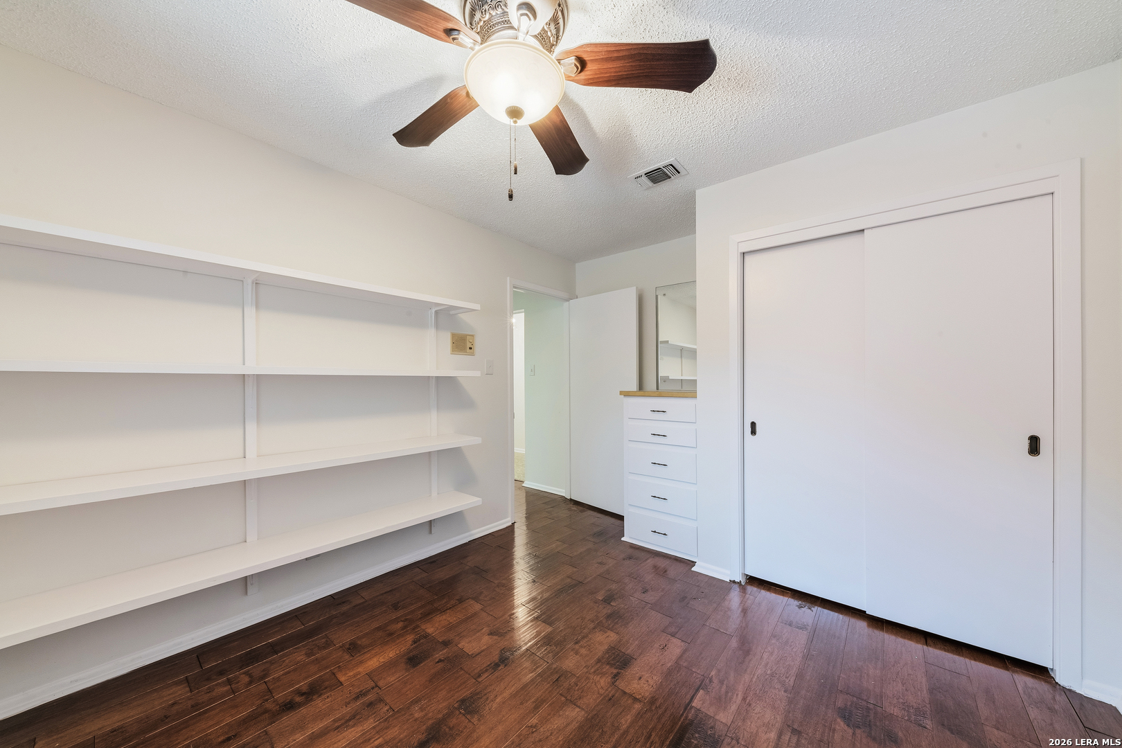 120 Lincoln Schertz TX 78154