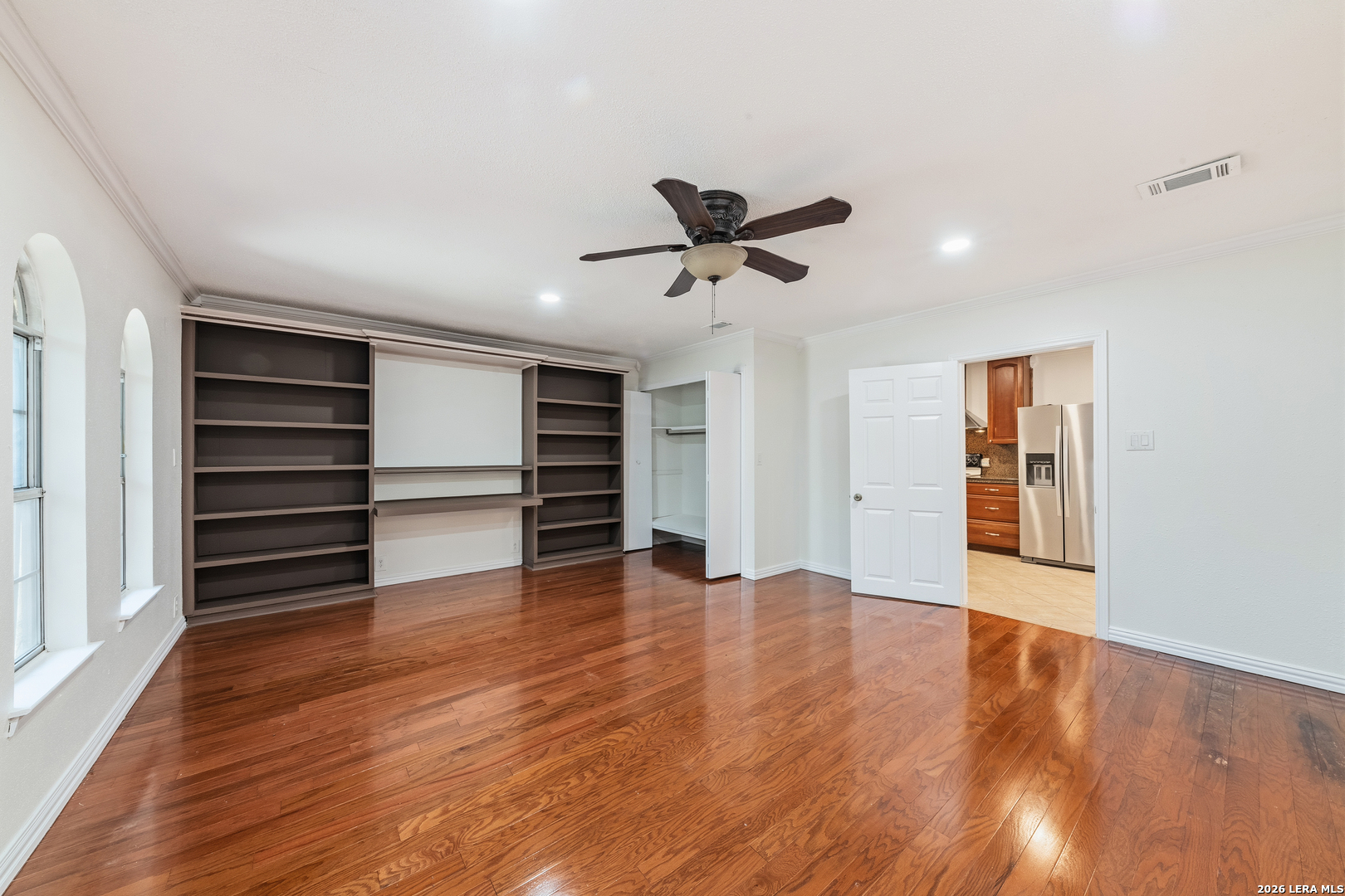 120 Lincoln Schertz TX 78154