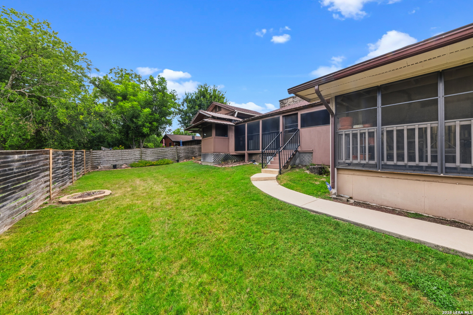 120 Lincoln Schertz TX 78154