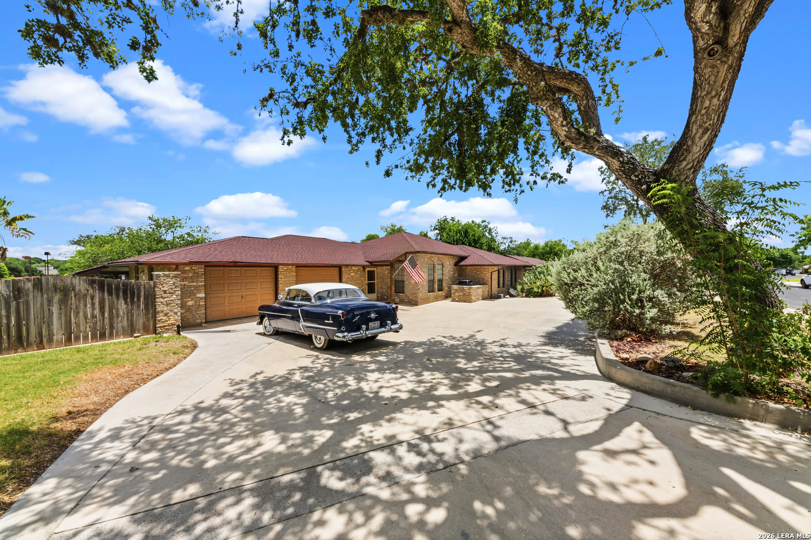 120 Lincoln Schertz TX 78154