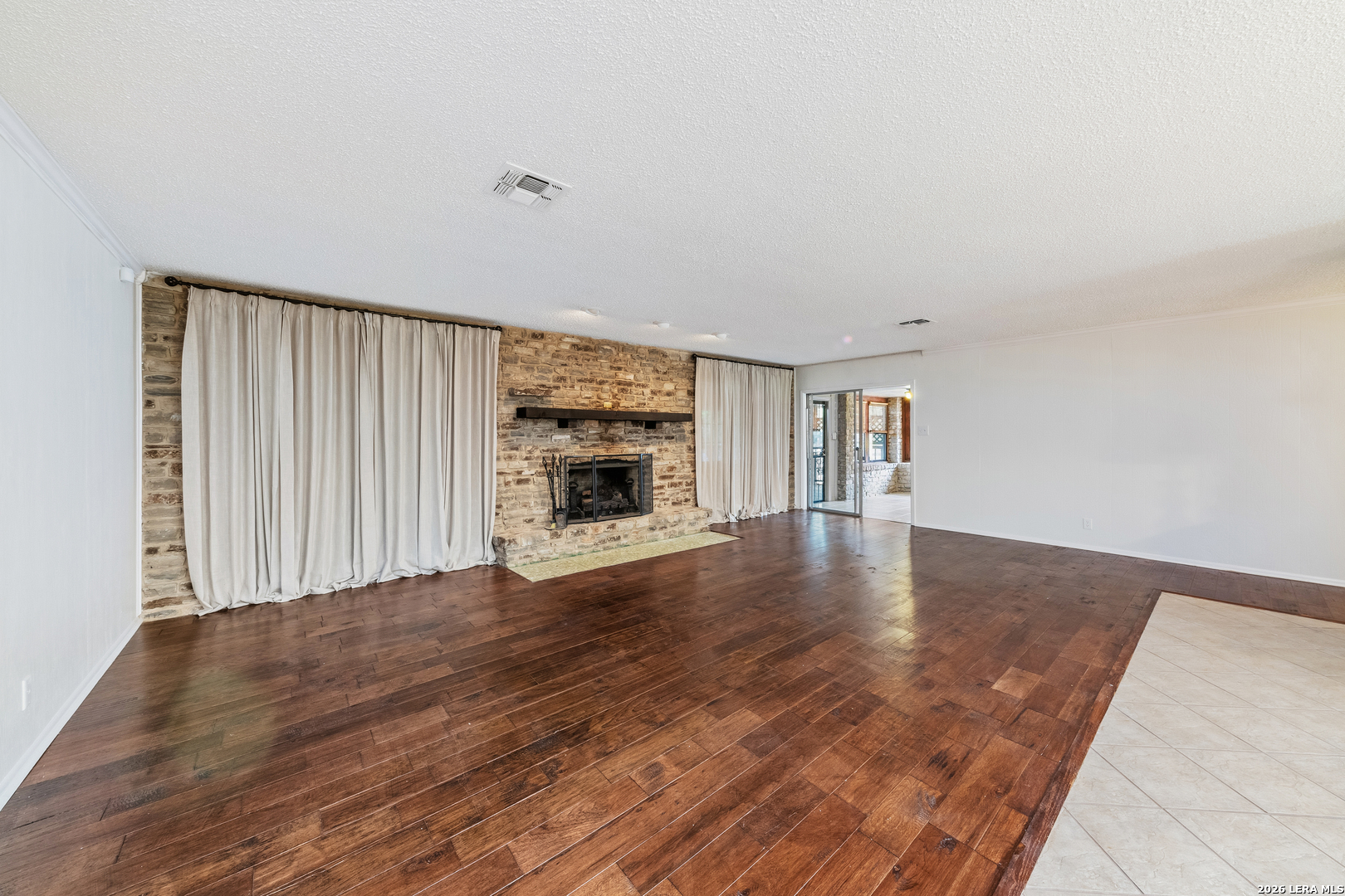 120 Lincoln Schertz TX 78154