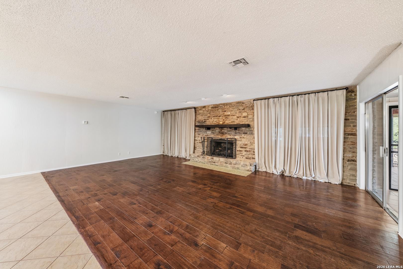 120 Lincoln Schertz TX 78154