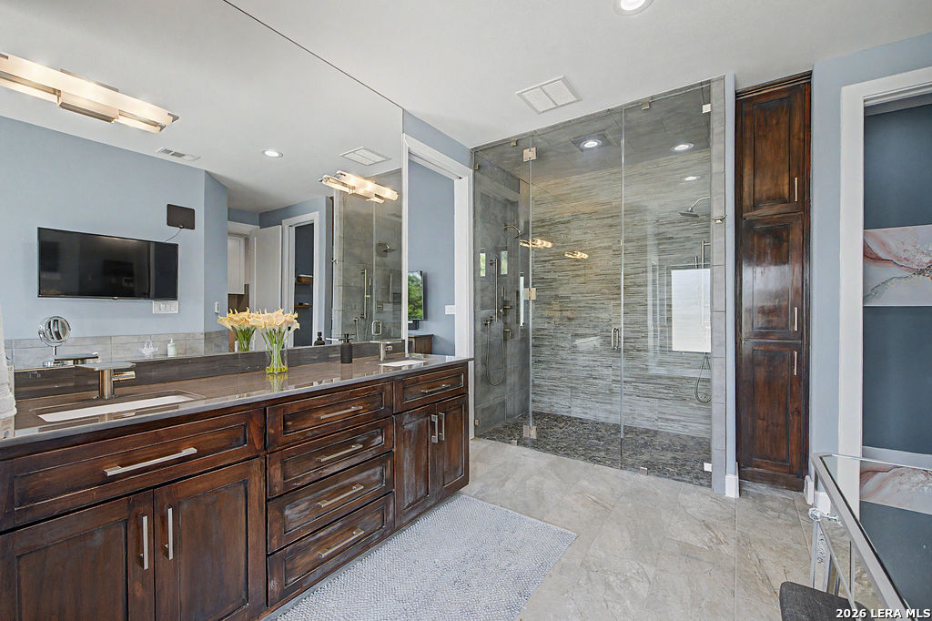 172 Bluff Trail Dripping Springs TX 78620