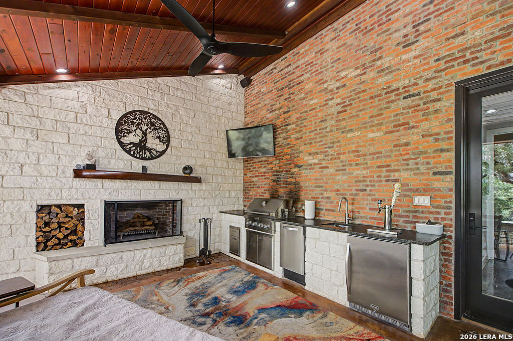 172 Bluff Trail Dripping Springs TX 78620