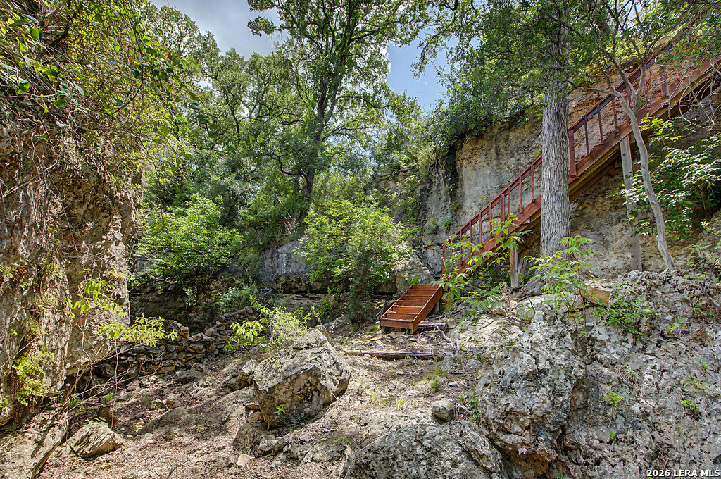 172 Bluff Trail Dripping Springs TX 78620