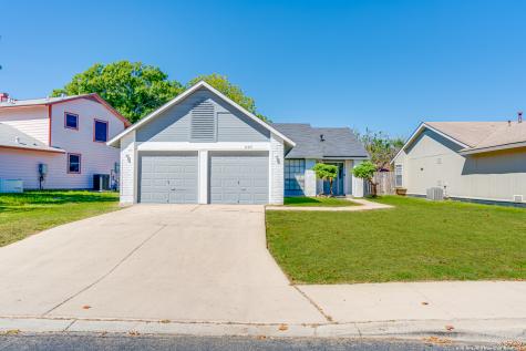 11415 Hatchet Pass Drive San Antonio TX 78245