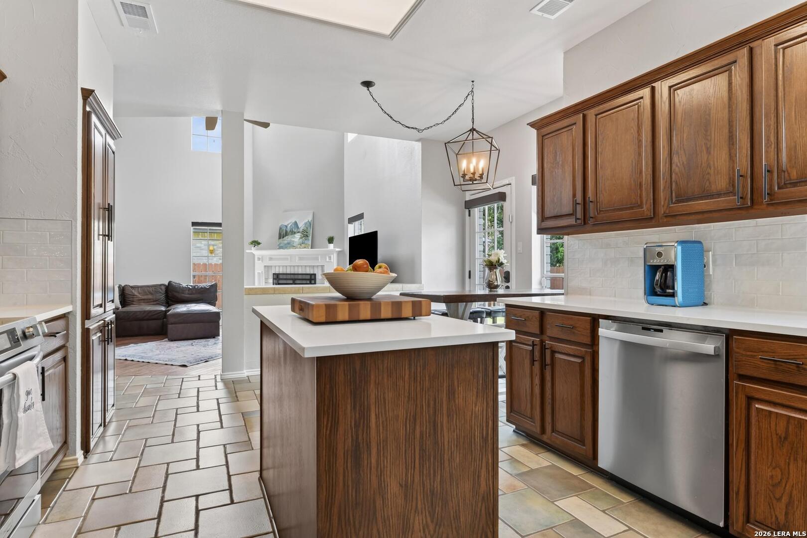 2451 Oakline Drive San Antonio TX 78232