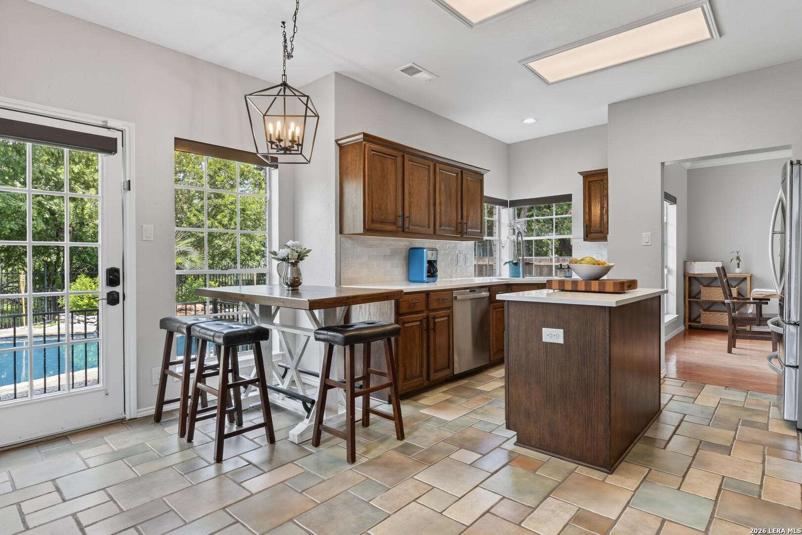 2451 Oakline Drive San Antonio TX 78232