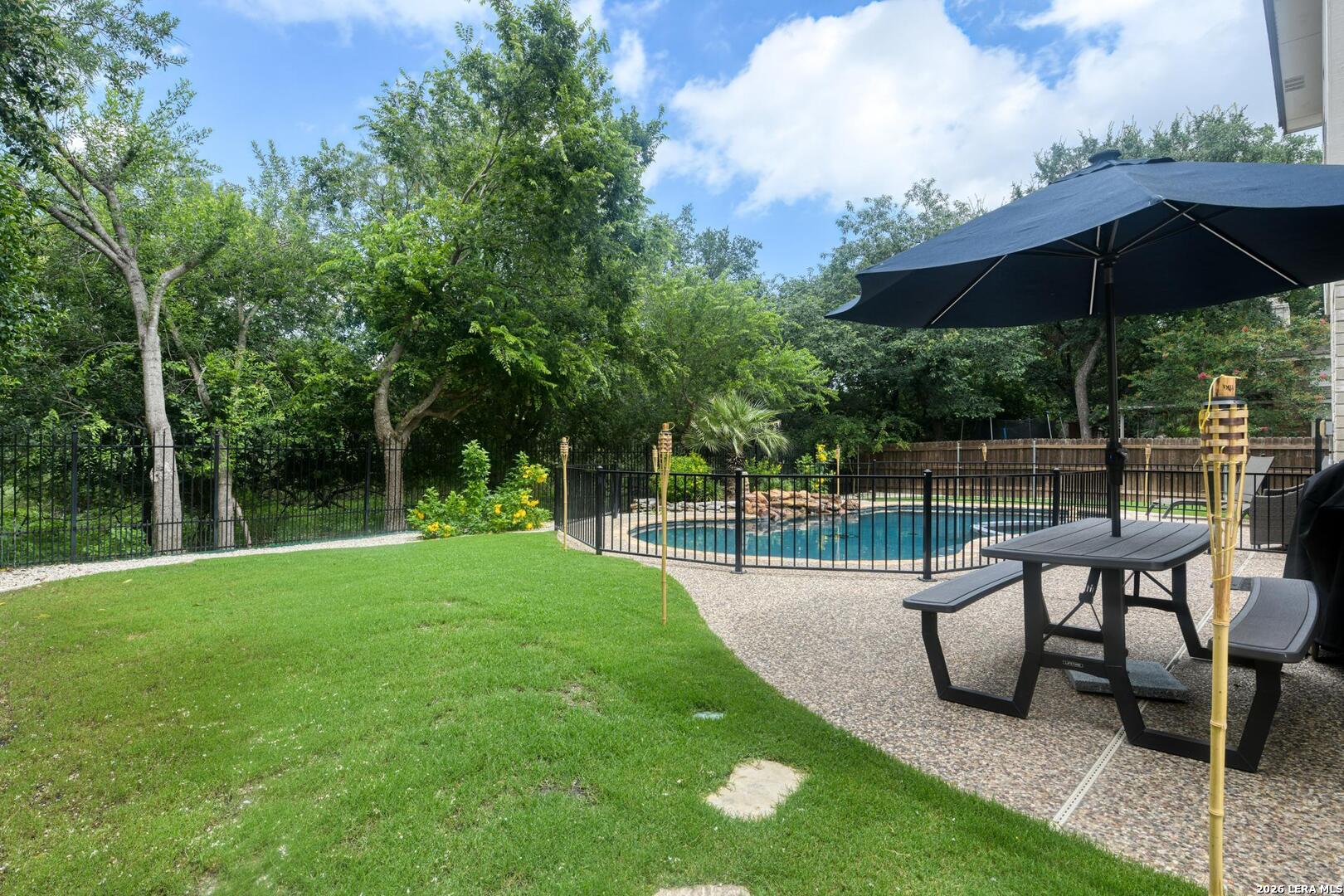 2451 Oakline Drive San Antonio TX 78232