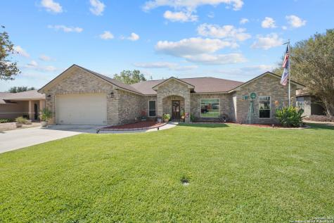 313 Yorktown Pleasanton TX 78064