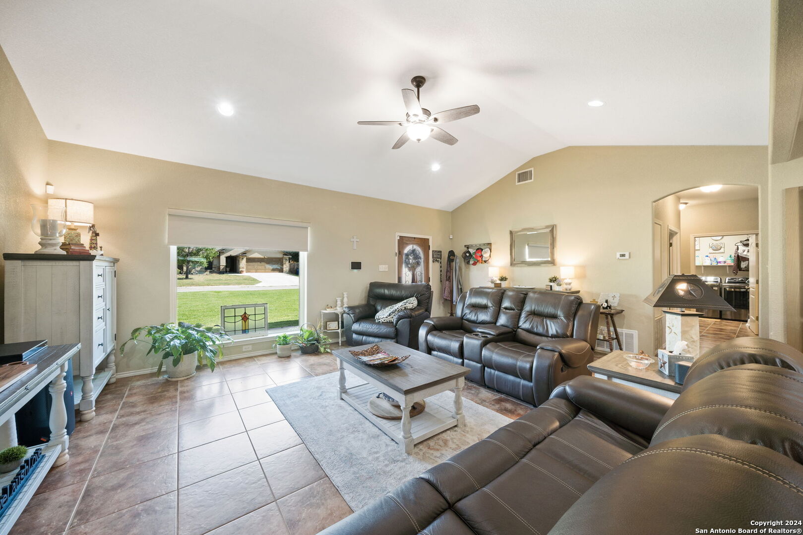 313 Yorktown Pleasanton TX 78064