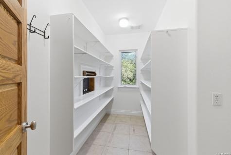 9450 Cinchona Trail San Antonio TX 78266