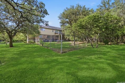 9450 Cinchona Trail San Antonio TX 78266