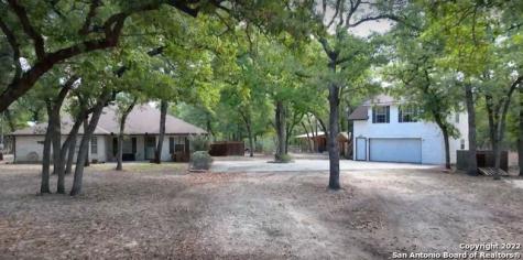 215 S Palo Alto Drive Floresville TX 78114