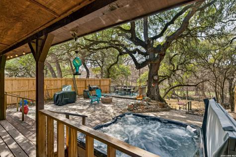 12 Cold Springs River Drive Rio Frio TX 78879