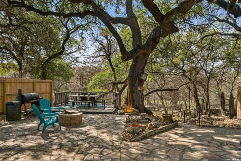 12 Cold Springs River Drive Rio Frio TX 78879