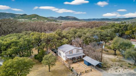 12 Cold Springs River Drive Rio Frio TX 78879