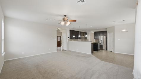 305 Hazeltine Way Cibolo TX 78108