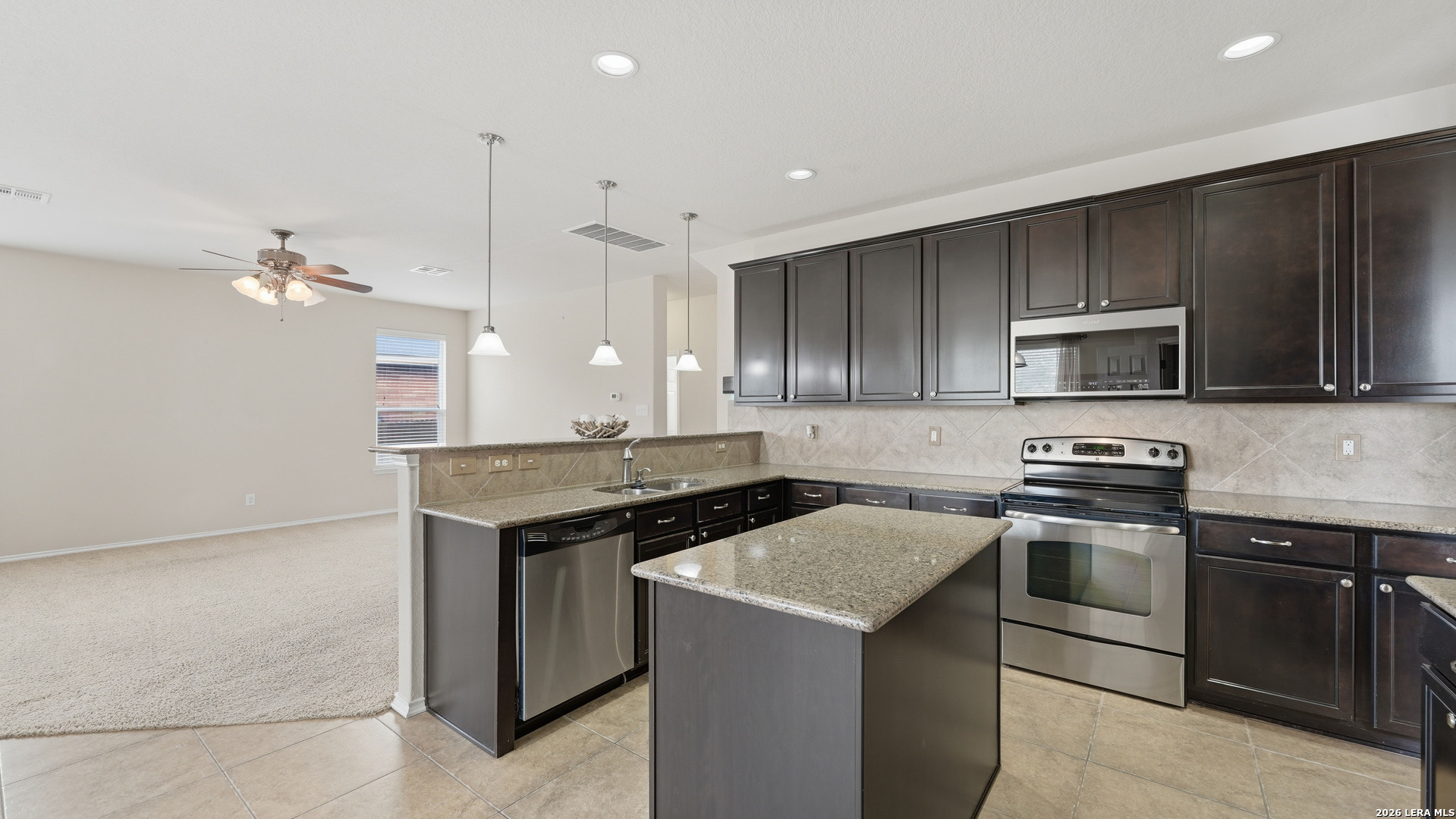 305 Hazeltine Way Cibolo TX 78108