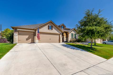 1001 Water Oak Schertz TX 78154