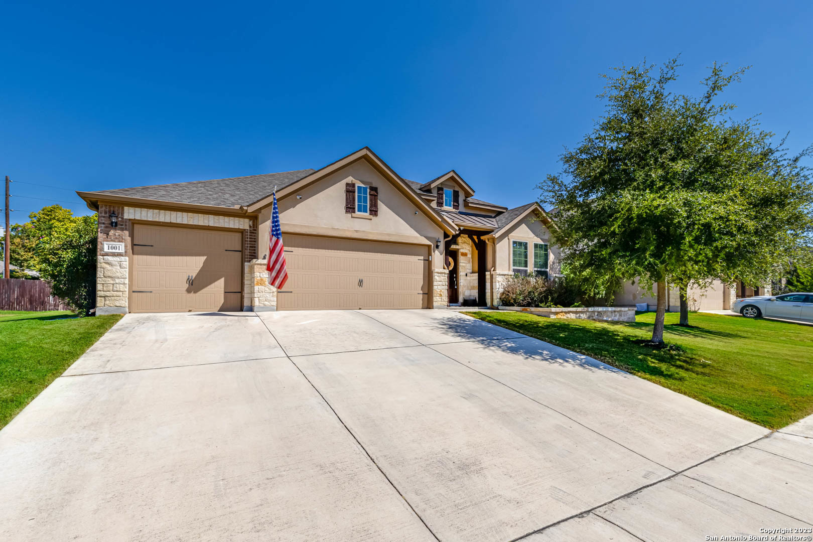 1001 Water Oak Schertz TX 78154