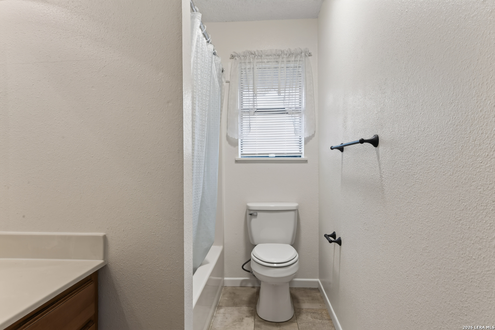 904 W West Street Stockdale TX 78160