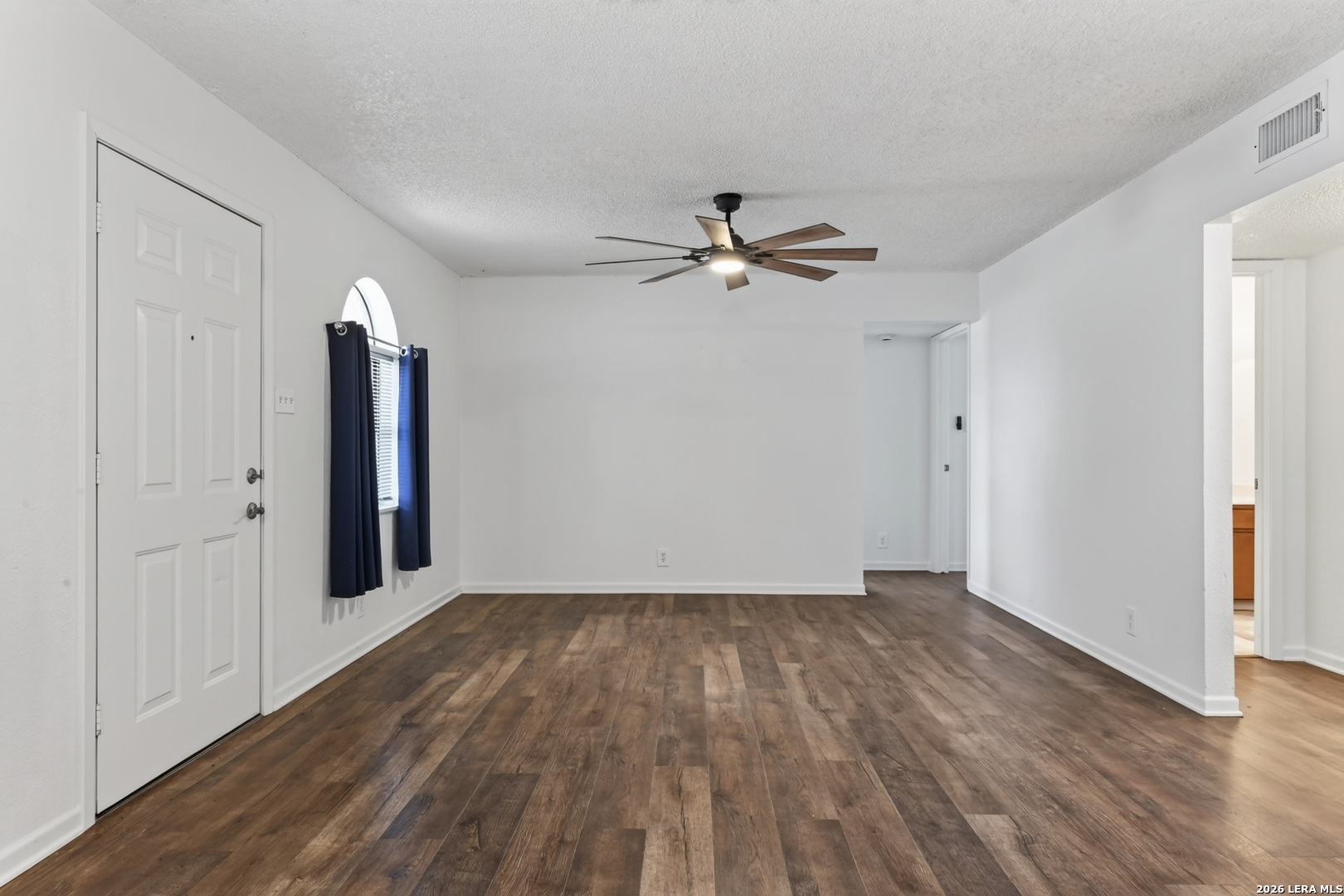 904 W West Street Stockdale TX 78160