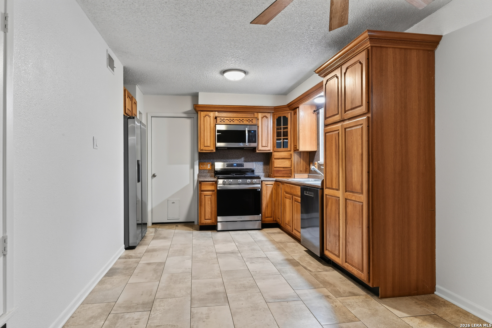 904 W West Street Stockdale TX 78160