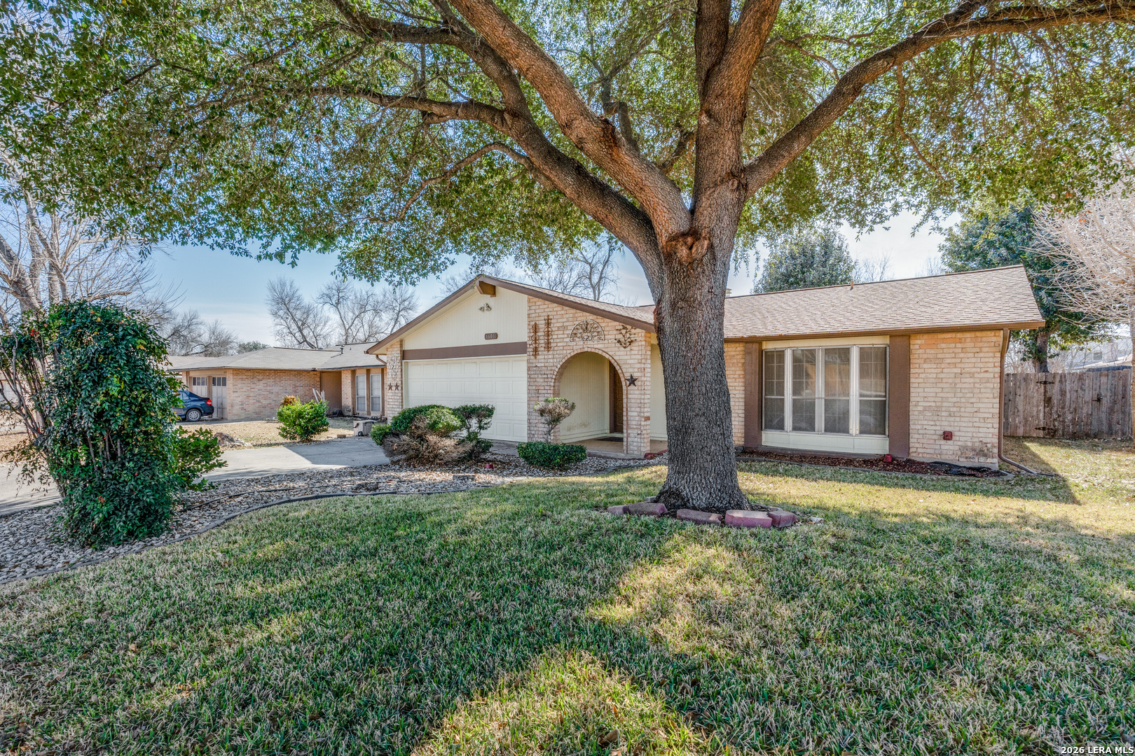 6606 Robin Forest San Antonio TX 78239