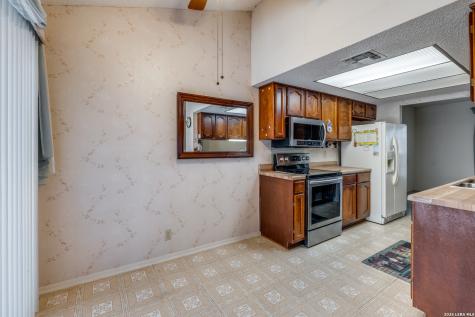 6606 Robin Forest San Antonio TX 78239