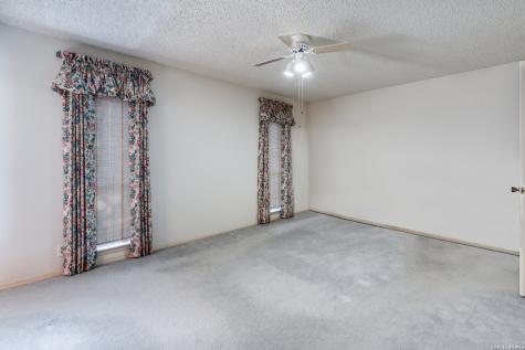6606 Robin Forest San Antonio TX 78239